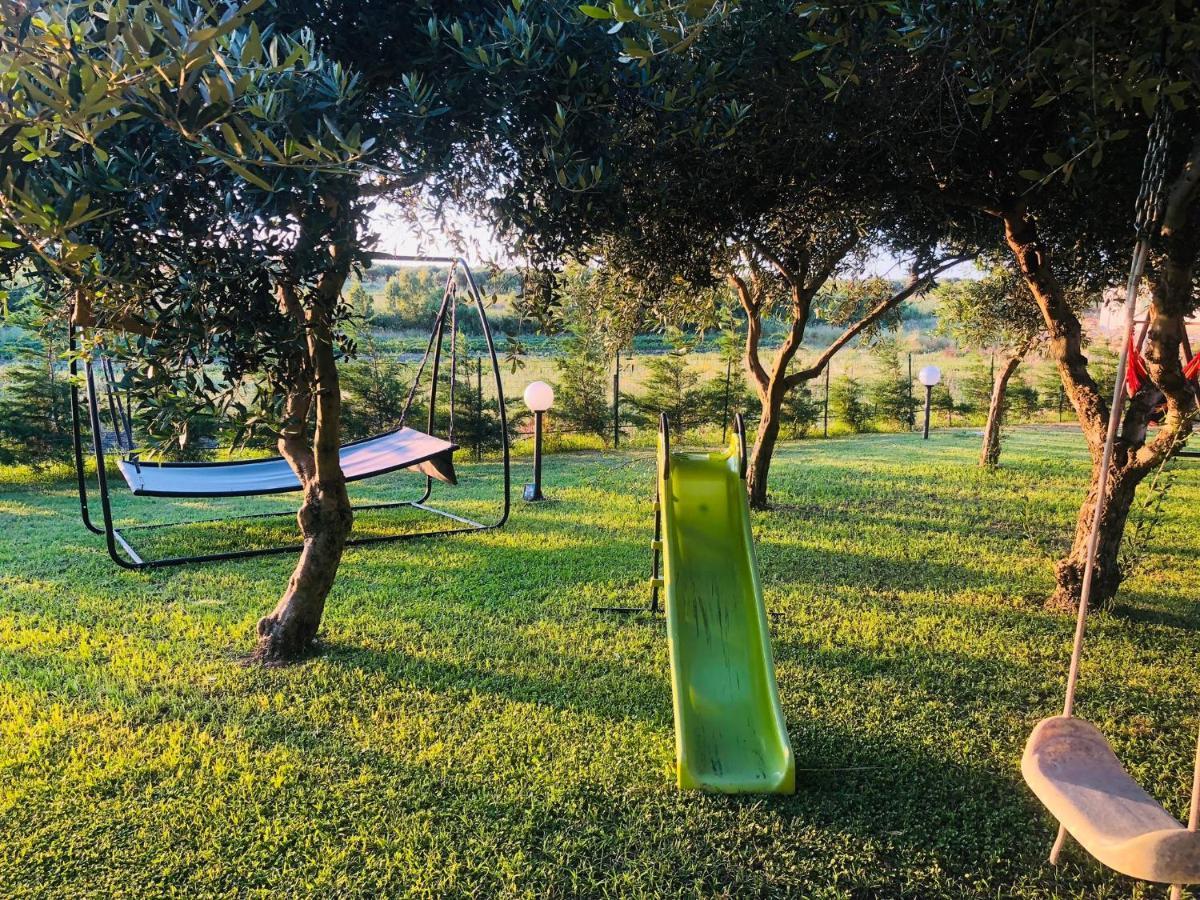 Hotel Ristorante L'Orizzonte Le Castella  Esterno foto