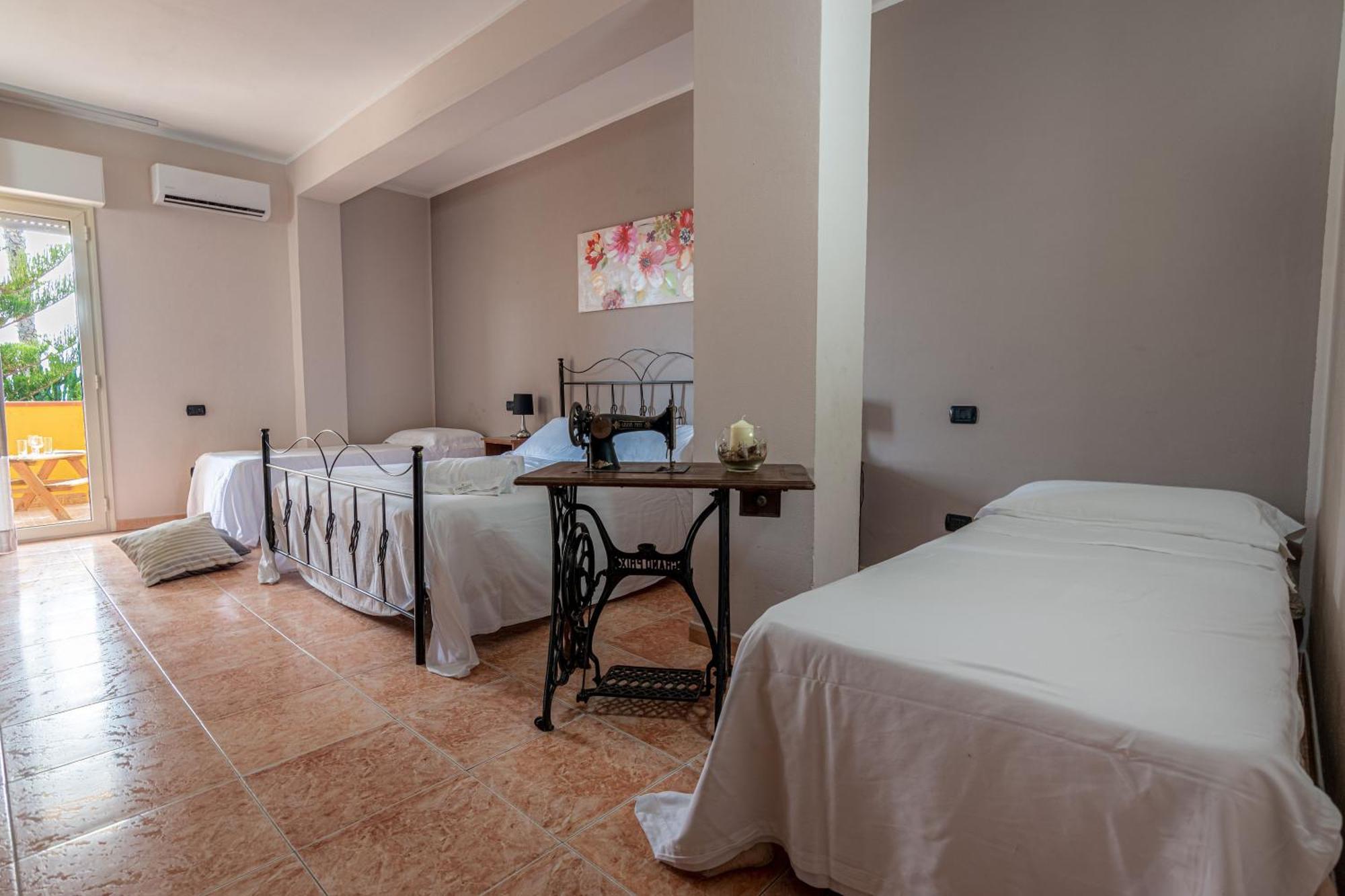 Hotel Ristorante L'Orizzonte Le Castella  Esterno foto