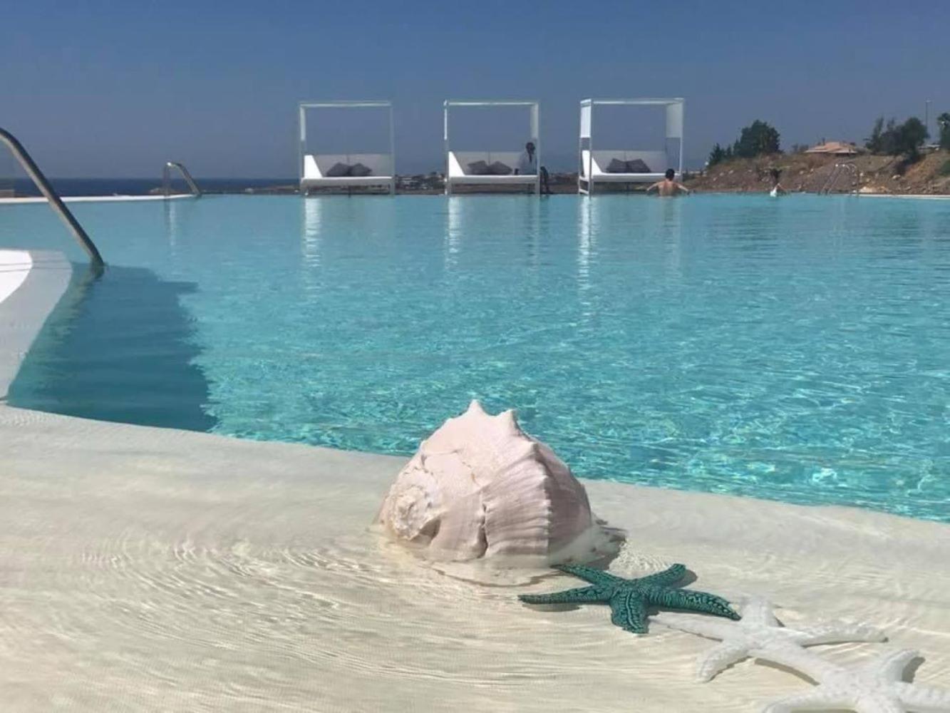 Hotel Ristorante L'Orizzonte Le Castella  Esterno foto