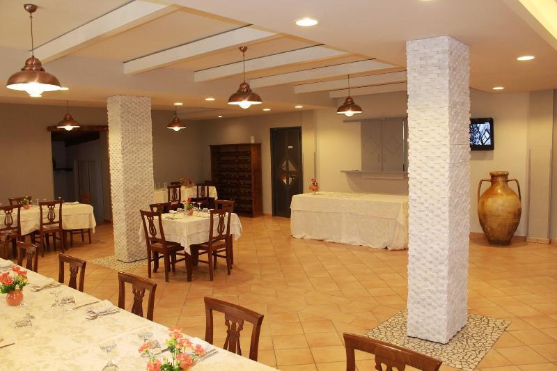 Hotel Ristorante L'Orizzonte Le Castella  Esterno foto